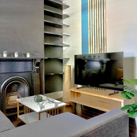 Unique 2 Bedroom House Pyrmont 2 E-Bikes Included Sydney Bagian luar foto